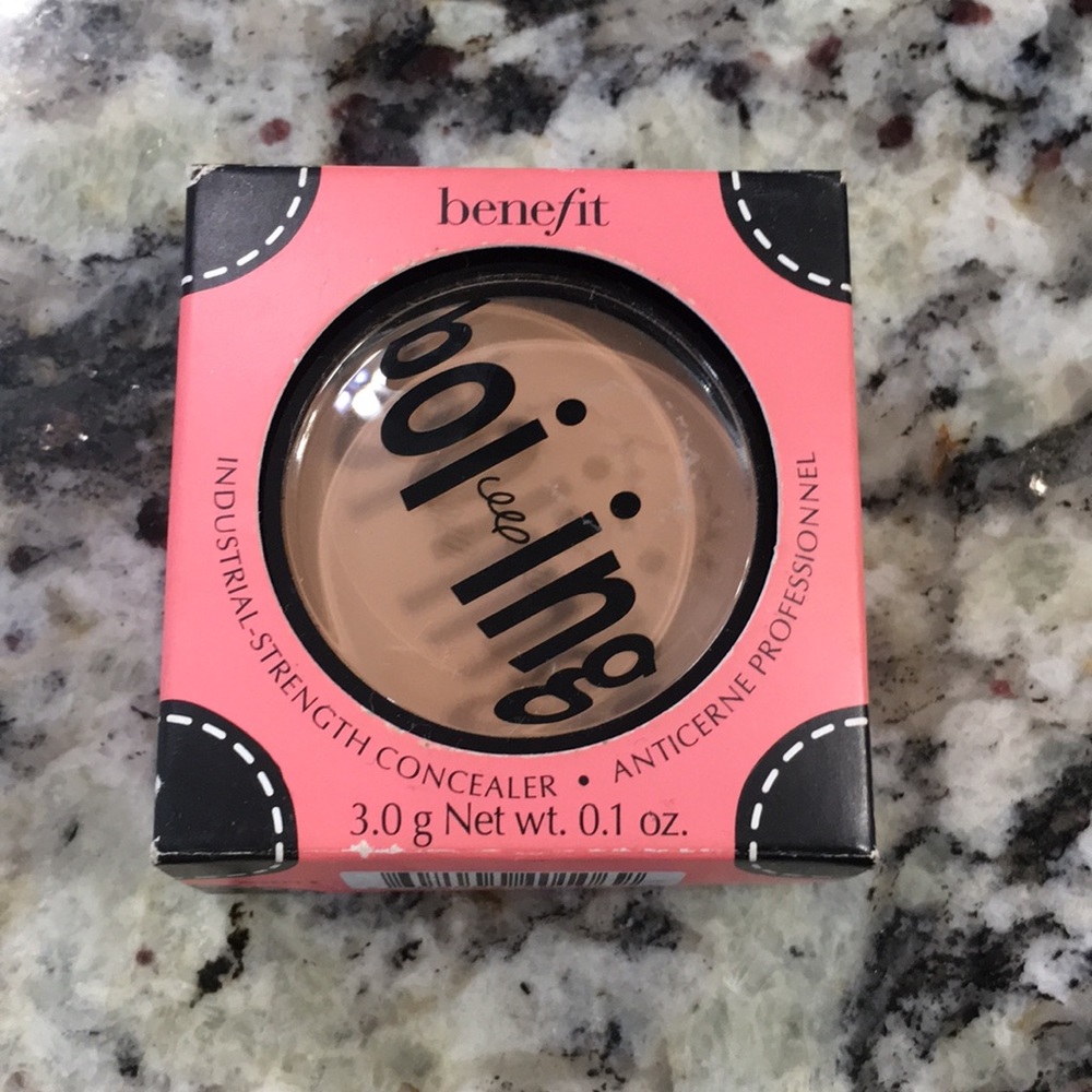 Benefit Boiing industrial strength concealer